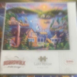 Puzzle by Boardwalk. 500ct. Lake House